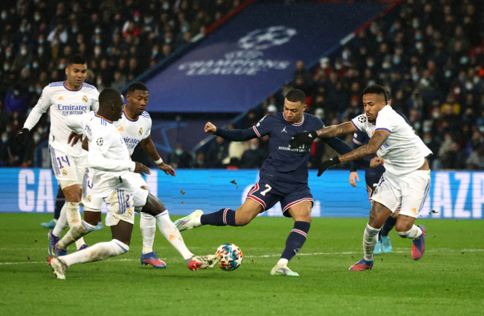 PSG đề nghị mức lương khủng nếu Mbappe gia hạn hợp đồng